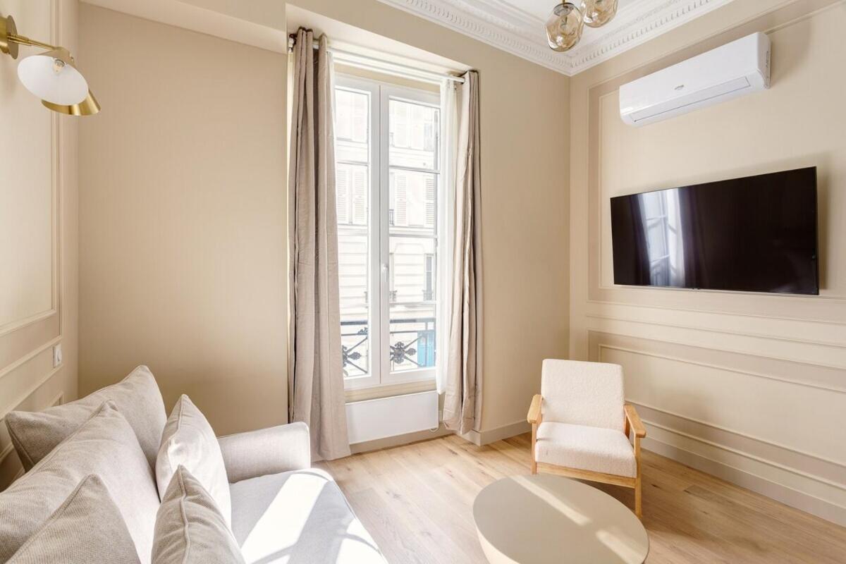 The Edouard VII Suite Париж Екстериор снимка